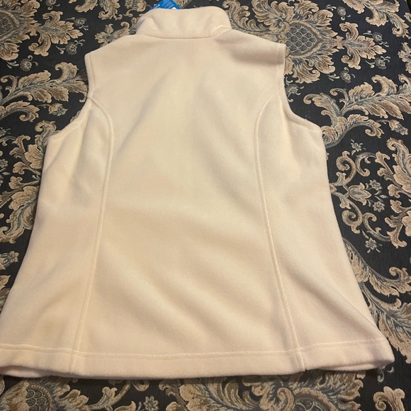 New Columbia vest - Picture 2 of 5